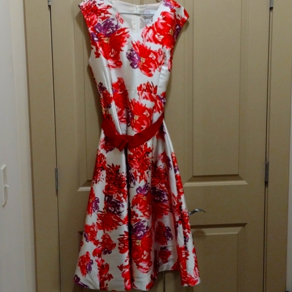 EY Boutique Sleeveless Dress 👗